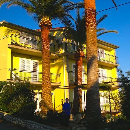 Hotel House Rozi Palit Esterno foto