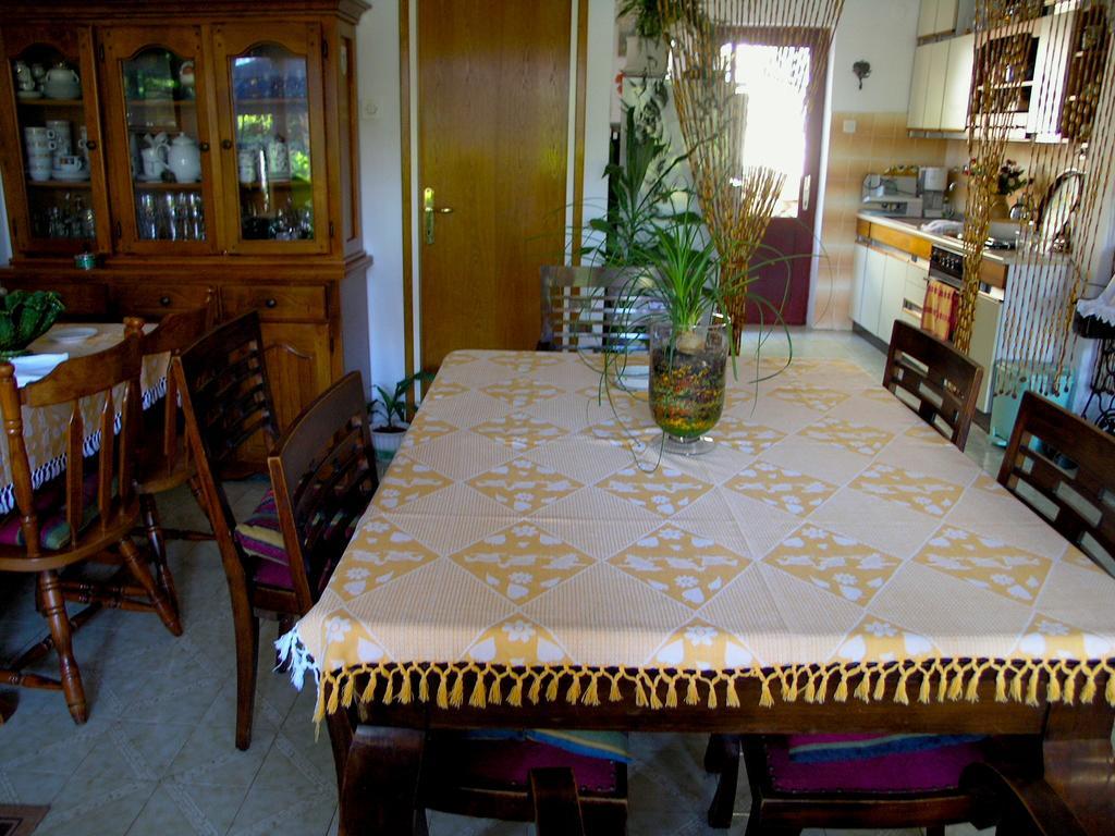 Hotel House Rozi Palit Esterno foto