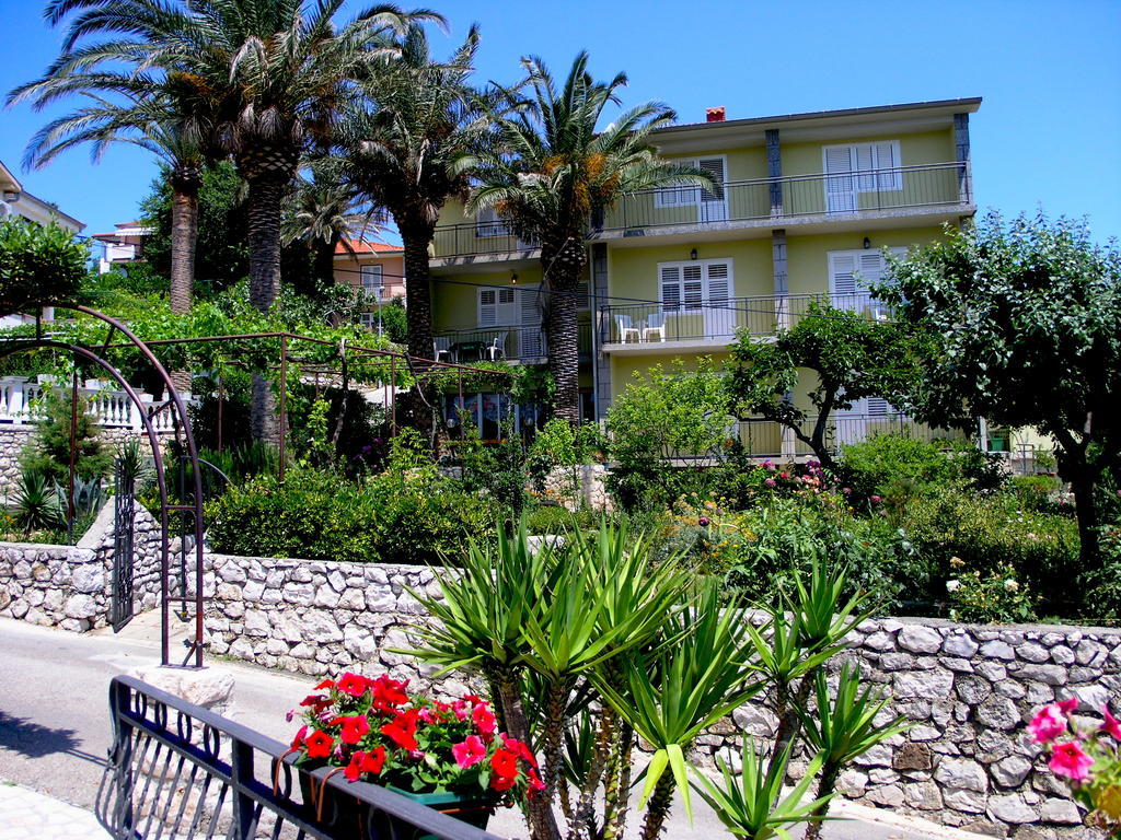Hotel House Rozi Palit Esterno foto
